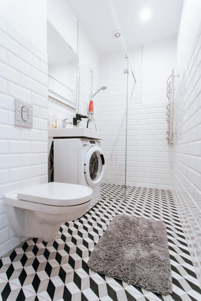 Stylish Latvian-Style Studio Apartment Near City Center, Parks, Cafes & Public Transit Riga Buitenkant foto